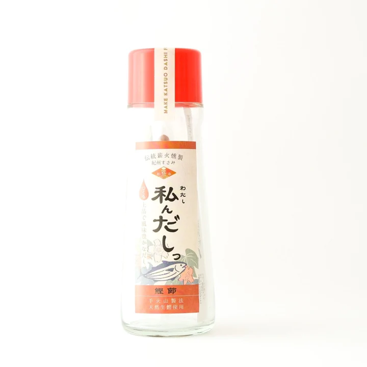 写真：手火山製法 かつお節 私んだしっ(180ml)